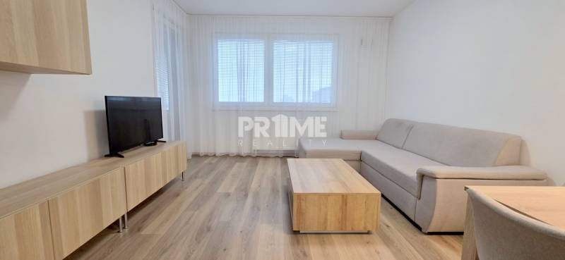 MODERNÝ 2i byt, NOV., PARKING, LOGGIA, VÝHĽAD, FUXOVA, Bosákova ulica