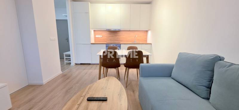 BÝVAJ PRVÝ V 2,5i byte, OVOC.SADY, BALKÓN,PARKING, Ivanska cesta