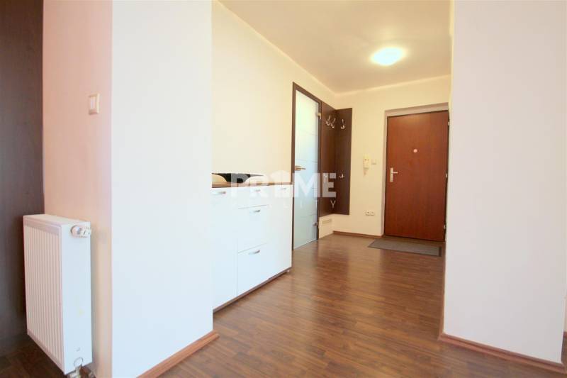 Moderný 2i byt, balkón, tehla, tichá lokalita, Kadnárova ul., Rača