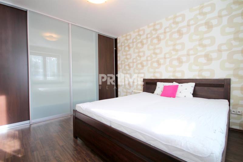 Moderný 2i byt, balkón, tehla, tichá lokalita, Kadnárova ul., Rača