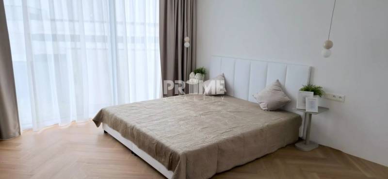 JEDINE U NÁS !!! BÝVAJ PRVÝ v 2i byte, NADSTAVBA, BALKÓN,Paričková ul.