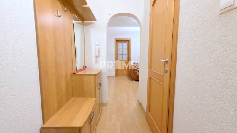 PEKNÝ 3i BYT, 3 X SAMOSTATNÁ IZBA, LOGGIA, Ševčenkova ulica, Petržalka