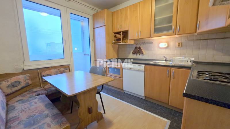 PEKNÝ 3i BYT, 3 X SAMOSTATNÁ IZBA, LOGGIA, Ševčenkova ulica, Petržalka