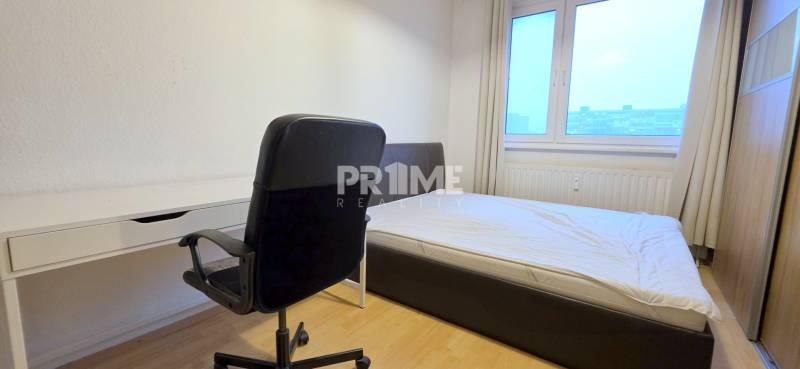 PEKNÝ 3i BYT, 3 X SAMOSTATNÁ IZBA, LOGGIA, Ševčenkova ulica, Petržalka