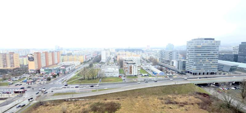 MODERNÝ 2i byt, NOV., PARKING, LOGGIA, VÝHĽAD, FUXOVA, Bosákova ulica