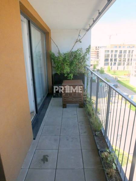 MODERNÝ 2i BYT, SLNEČNICE, KLÍMA, LOGGIA, PARKING, Petržalka