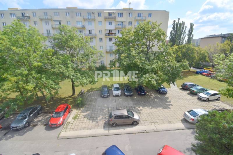 Pekný 1i byt, REKONŠTUKCIA, ŠTRKOVEC, BALKÓN, Svidnícka ulica, Ružinov