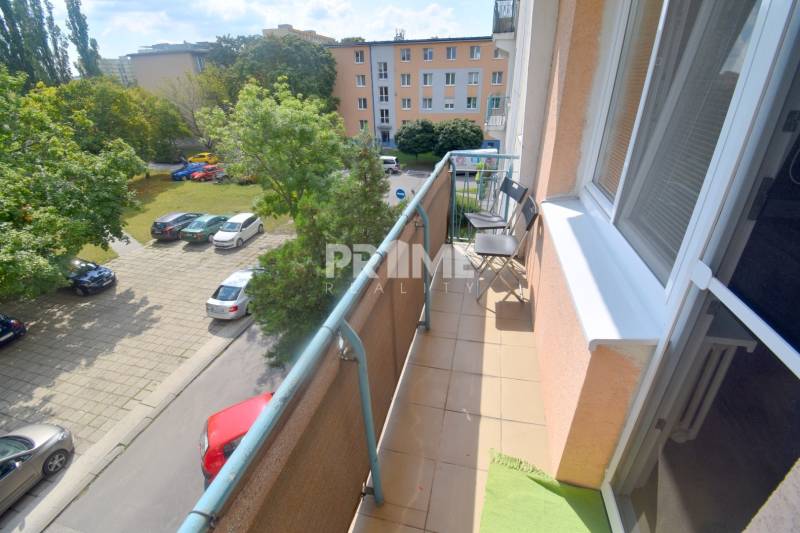 Pekný 1i byt, REKONŠTUKCIA, ŠTRKOVEC, BALKÓN, Svidnícka ulica, Ružinov