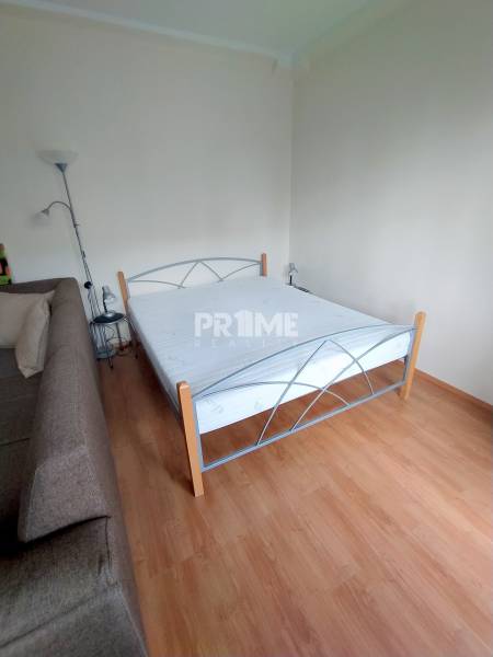 Pekný 1i byt, REKONŠTUKCIA, ŠTRKOVEC, BALKÓN, Svidnícka ulica, Ružinov