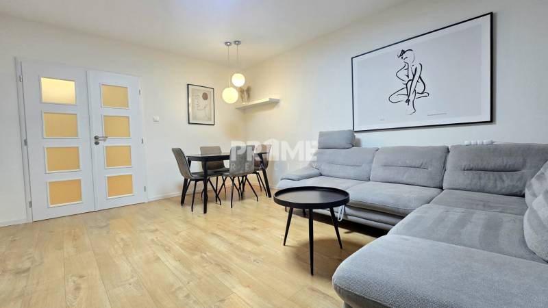 Moderný, rekonštruovaný 3i byt, pivnica, Jašíkova ul., Ružinov - Pošeň