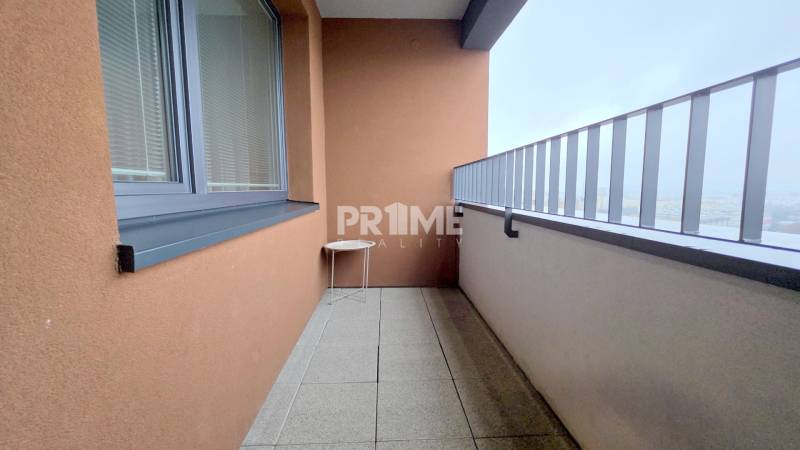 MODERNÝ 2i byt, NOV., PARKING, LOGGIA, VÝHĽAD, FUXOVA, Bosákova ulica