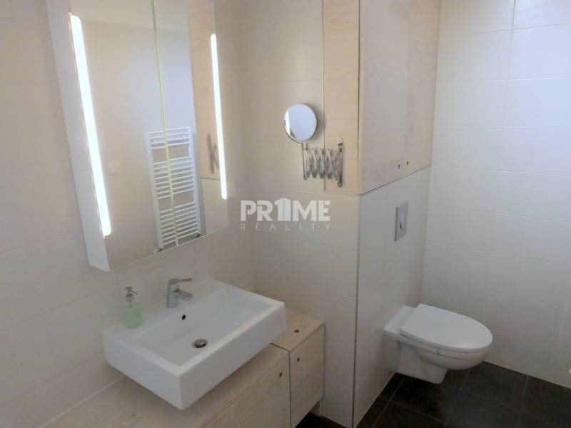 MODERNÝ 2i BYT, SLNEČNICE, KLÍMA, LOGGIA, PARKING, Petržalka