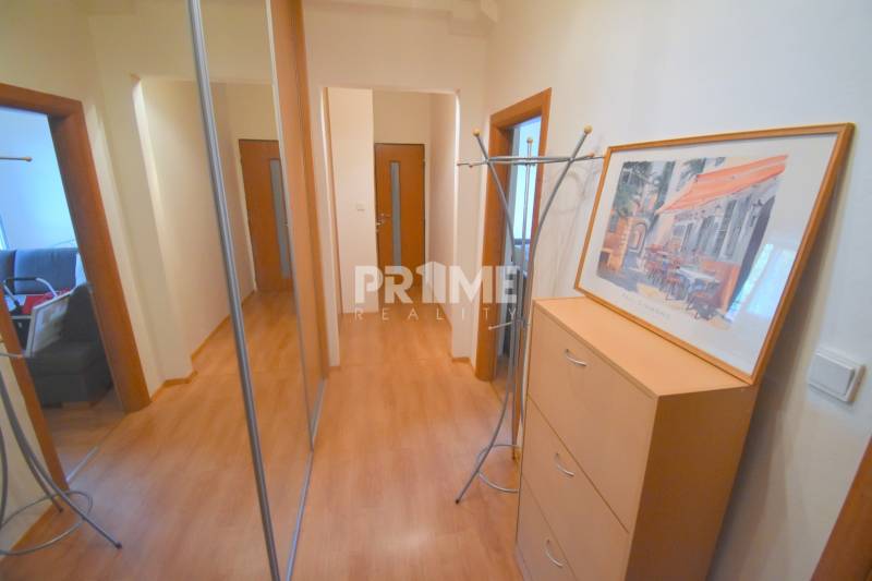 Pekný 1i byt, REKONŠTUKCIA, ŠTRKOVEC, BALKÓN, Svidnícka ulica, Ružinov