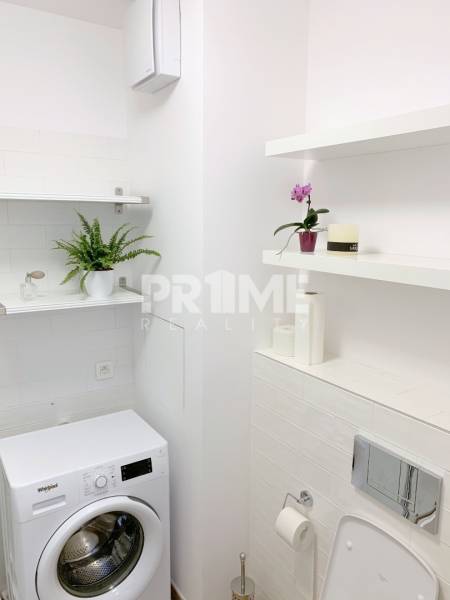 MODERNÝ 2,5i byt, NOVOSTAVBA, BALKÓN, Urban Residence, Nové mesto