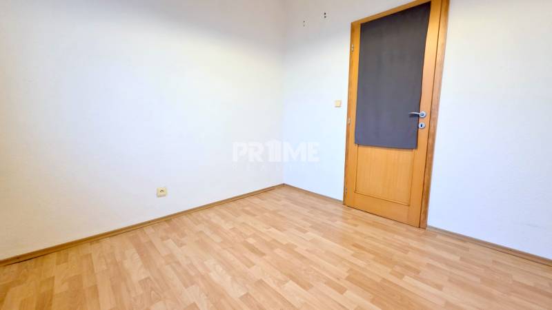 PEKNÝ 3i BYT, 3 X SAMOSTATNÁ IZBA, LOGGIA, Ševčenkova ulica, Petržalka