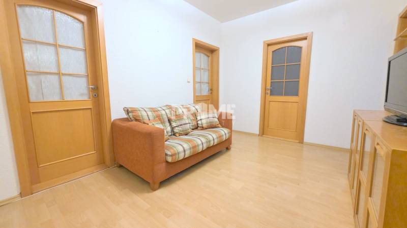 PEKNÝ 3i BYT, 3 X SAMOSTATNÁ IZBA, LOGGIA, Ševčenkova ulica, Petržalka