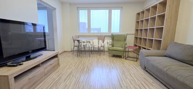 MODERNÝ 2i byt, REKONŠTRUKCIA, KLÍMA, MOZARTOVA ulica, Horský park