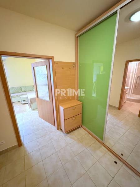 Pekný 2i byt, NOVOSTAVBA, PARKING, Krajná ulica, Trnávka, Ružinov