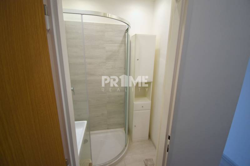 SLNEČNÝ 2i byt, REKONŠTRUKCIA, 2 X SAMOST.IZBA, BALKÓN, Haburská ulica