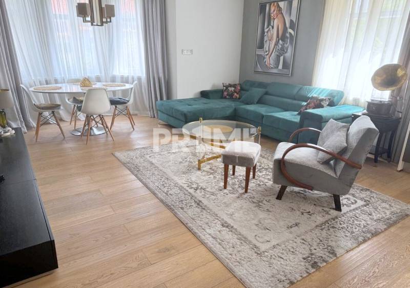 U NÁS !!! LUXUSNÝ ( 100 m2 ) 2i BYT, VÝHĽAD NA BRAT.HRAD, Palisády