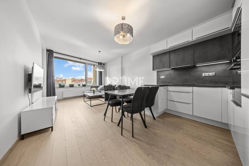 ŠTÝLOVÝ 2i byt,SKY PARK,VÝHĽAD,LOGGIA,PARKING,VEŽA II,Továrenská ul.