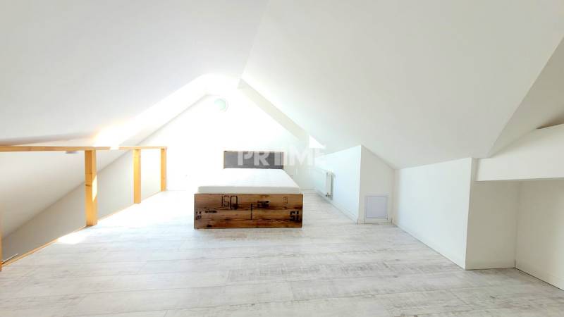 U NÁS !!! MEZONETOVÝ 2i byt, REKONŠTRUKCIA, KLÍMA, Štefanovičova ulica