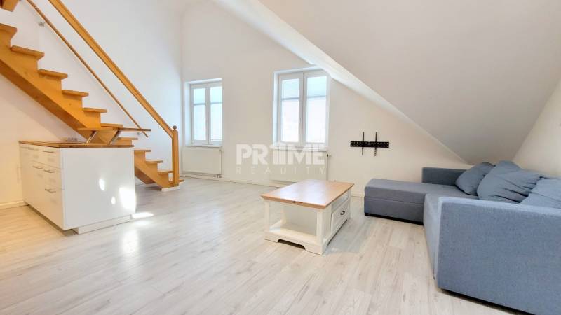 U NÁS !!! MEZONETOVÝ 2i byt, REKONŠTRUKCIA, KLÍMA, Štefanovičova ulica