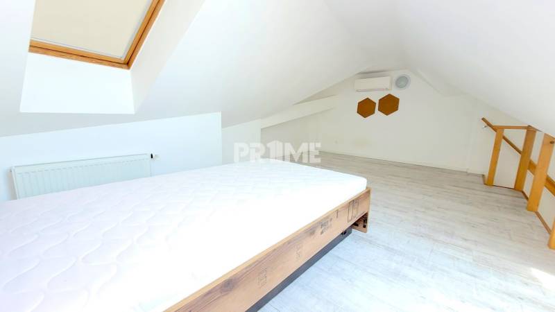 U NÁS !!! MEZONETOVÝ 2i byt, REKONŠTRUKCIA, KLÍMA, Štefanovičova ulica