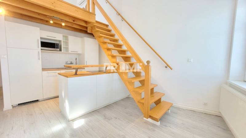 U NÁS !!! MEZONETOVÝ 2i byt, REKONŠTRUKCIA, KLÍMA, Štefanovičova ulica