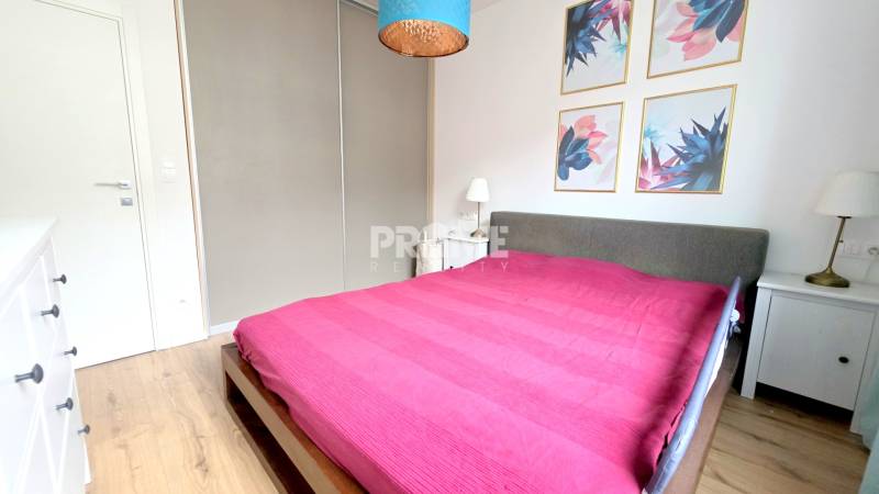 LUXUSNÝ 3i byt, TERASA, PARKING, KLÍMA, ZELENÁ HORKA, Ďumbierska ulica