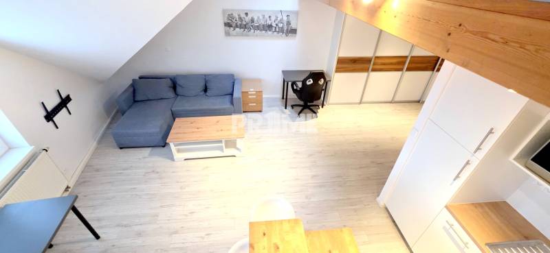 U NÁS !!! MEZONETOVÝ 2i byt, REKONŠTRUKCIA, KLÍMA, Štefanovičova ulica