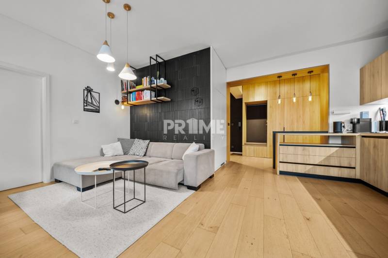 ŠTÝLOVÝ 3i byt, REKONŠTRUKCIA, Mýtna ulica, Staré Mesto