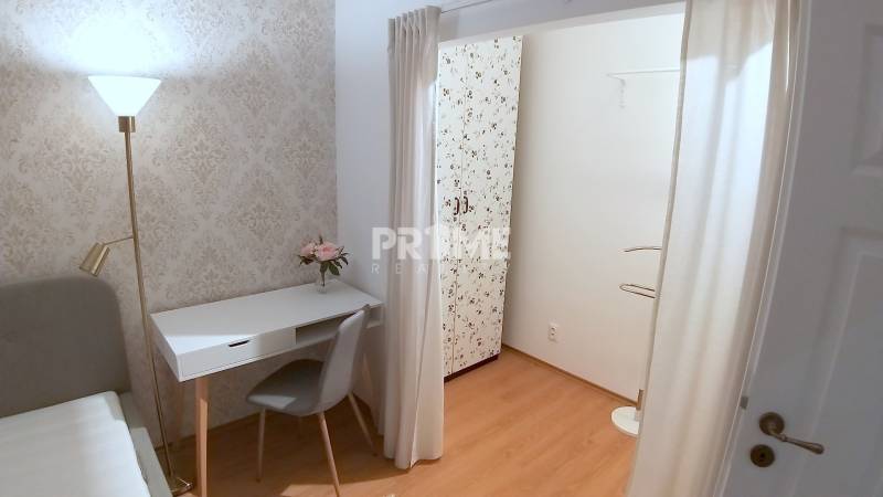 Pekný 2i byt, REKONŠTRUKCIA, CENTRUM, Bukureštská ulica, Staré Mesto