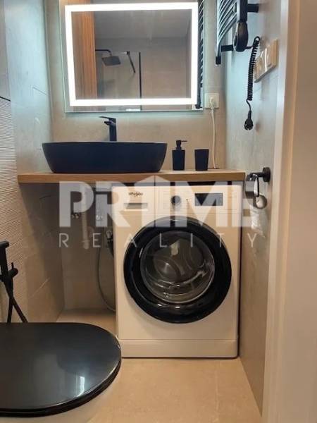 U NÁS !!! MODERNÝ 3 izbový byt, BALKÓN, KLÍMA, Ovručská ulica