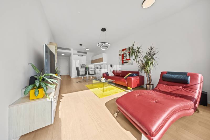 EXKLUZÍVNY 2i byt (16 p.),SKY PARK, KLÍMA, VÝHĽAD, PARKING, VEŽA I