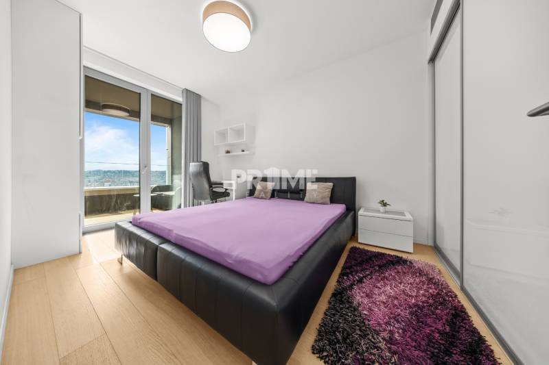 EXKLUZÍVNY 2i byt (16 p.),SKY PARK, KLÍMA, VÝHĽAD, PARKING, VEŽA I