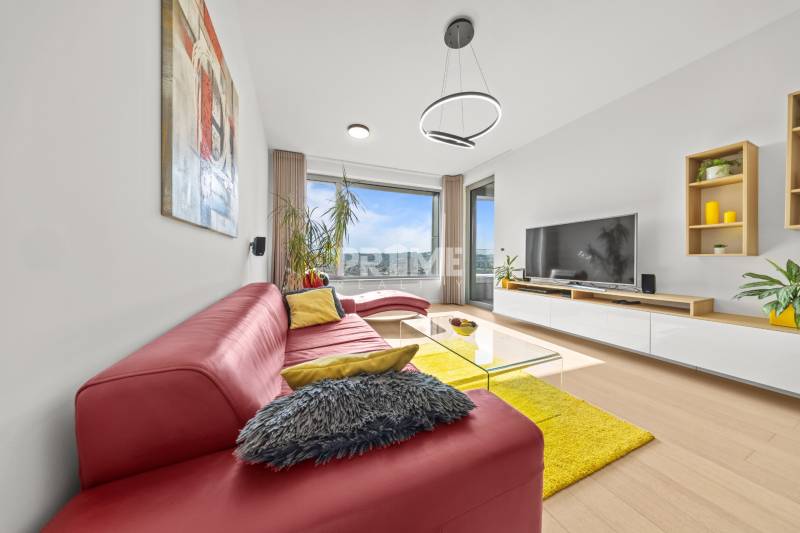 EXKLUZÍVNY 2i byt (16 p.),SKY PARK, KLÍMA, VÝHĽAD, PARKING, VEŽA I