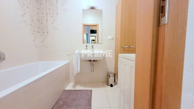 NOVINKA !!! MODERNÝ 2i byt, REKONŠTRUKCIA, LOGGIA, Palkovičova ulica