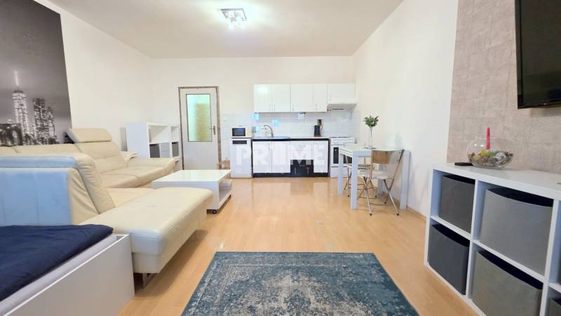 SLNEČNÝ 1i byt, PEGAS, LOGGIA, KLÍMA, Vyšehradská ulica, Petržalka