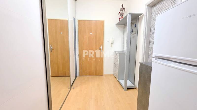 SLNEČNÝ 1i byt, PEGAS, LOGGIA, KLÍMA, Vyšehradská ulica, Petržalka