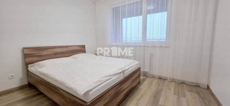 MODERNÝ 2i byt, NOV., PARKING, LOGGIA, VÝHĽAD, FUXOVA, Bosákova ulica