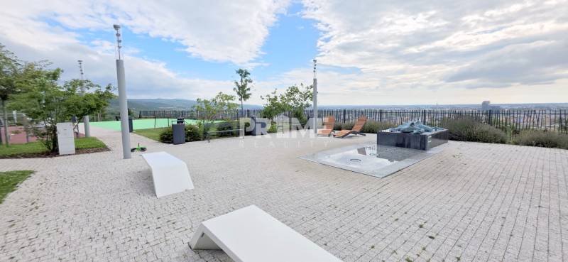 LUXUSNÝ 3i byt,PARKING,CHLADENIE,TERASA,Grand Koliba, Frankovská ulica