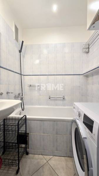 Príjemný 1i byt - výborná vybavenosť priamo okolí, Hlavná ul., Stupava