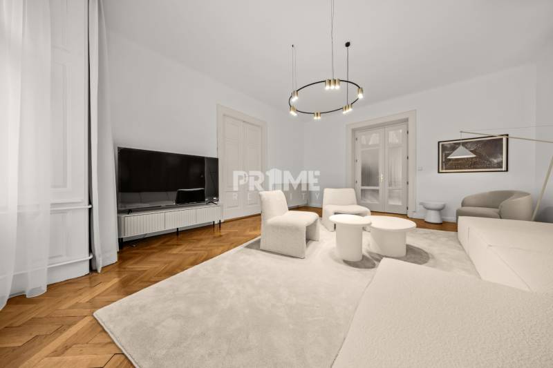  EXKLUZÍVNY, VEĽKOMETRÁŽNY 3i byt ( 130 m2 ), REKONŠTRUKCIA, CENTRUM