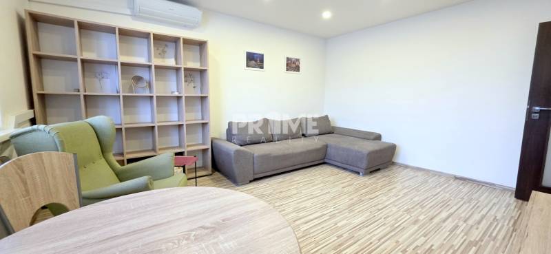 MODERNÝ 2i byt, REKONŠTRUKCIA, KLÍMA, MOZARTOVA ulica, Horský park