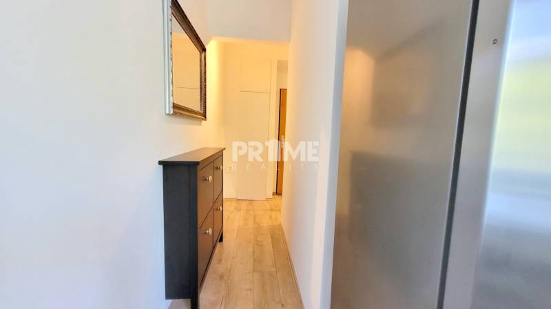 Krásny 2i byt, REKONŠTRUKCIA, BALKÓN, KLÍMA, Smolnícka ulica, Ružinov