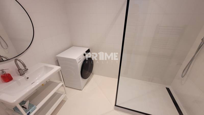 Exkluzívny 2i byt, zariadený, parking, balkón, novostavba,Karlova Ves