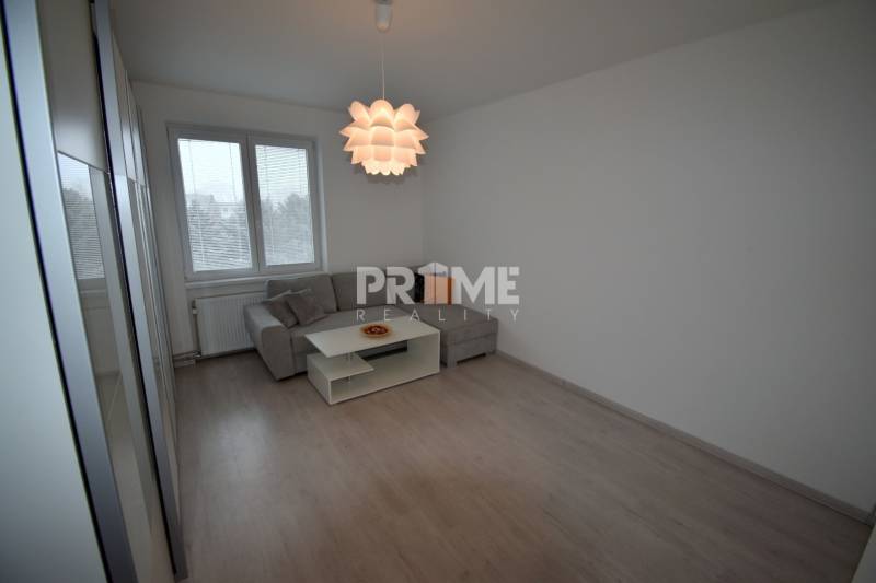 SLNEČNÝ 2i byt, REKONŠTRUKCIA, 2 X SAMOST.IZBA, BALKÓN, Haburská ulica