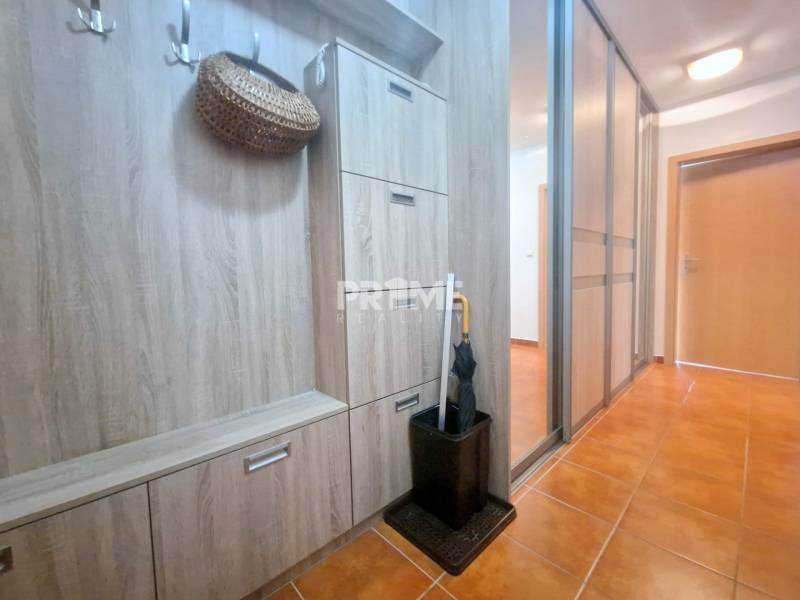 Priestranný 2i byt, 2xloggia, parking, pivnica, novostavba,Karlova Ves