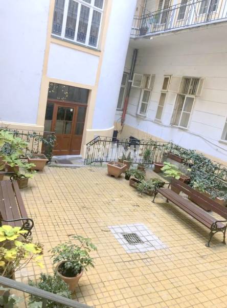 U NÁS !!! Pekný 2i byt, CENTRUM, REKONŠTRUKCIA, Klobučnícka ulica